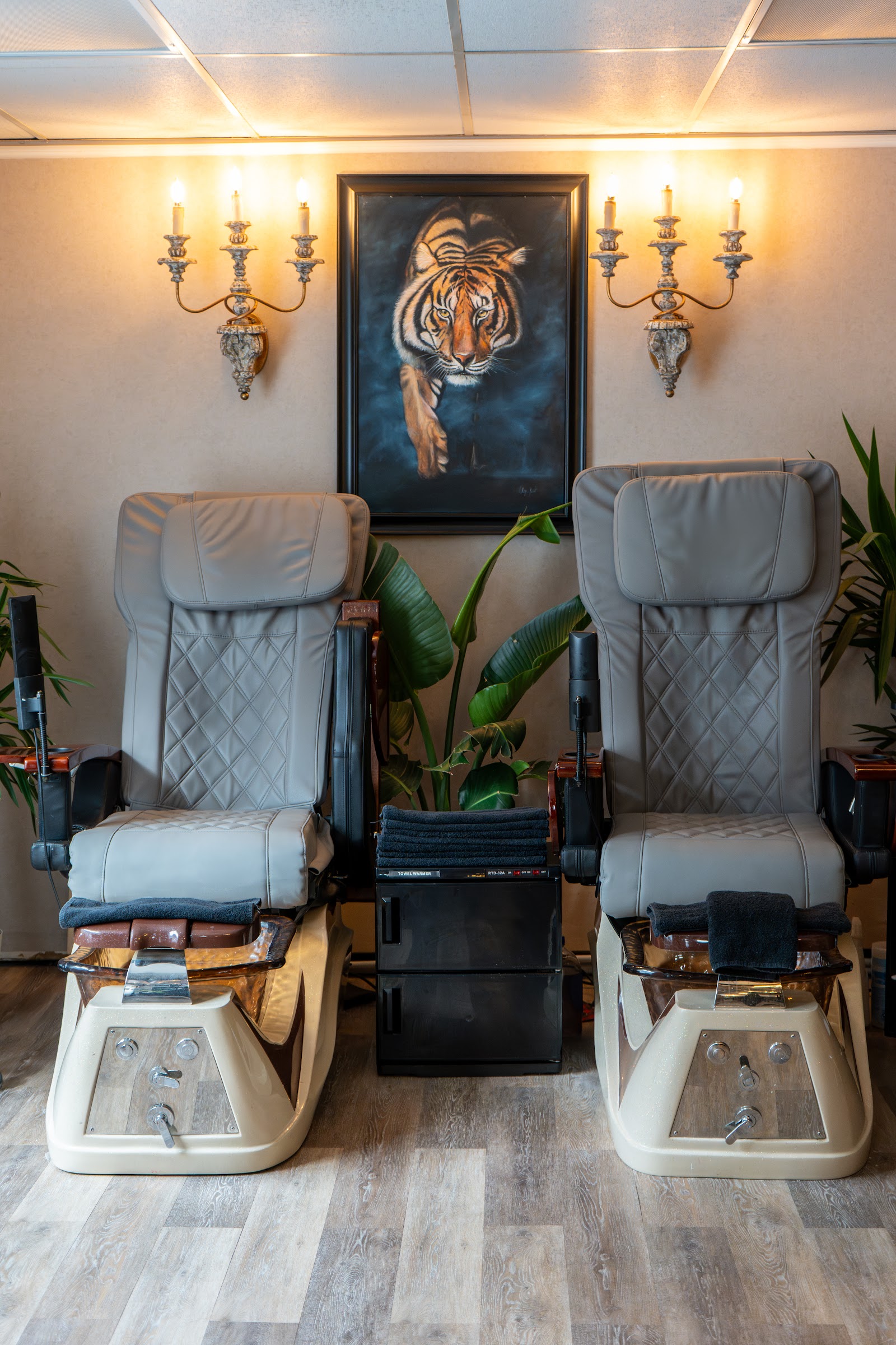 LNO Boutique nail work in Centennial, Colorado